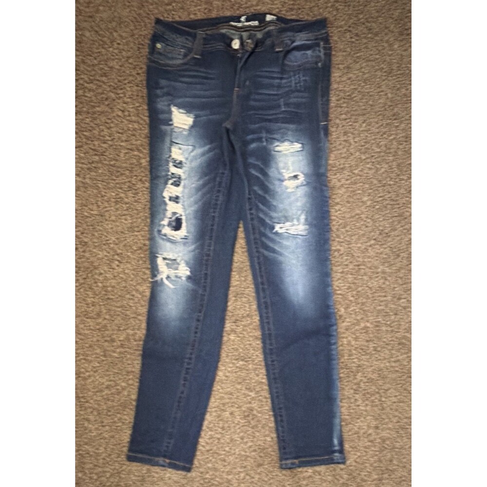 Almost Famous Junior Women's Skinny Distressed Dark Wash Stretch Denim Size 11